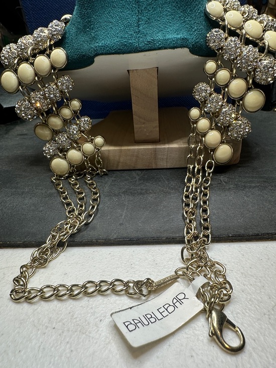 BaubleBar Cream and Silver Cluster Necklace - Picture 7 of 9